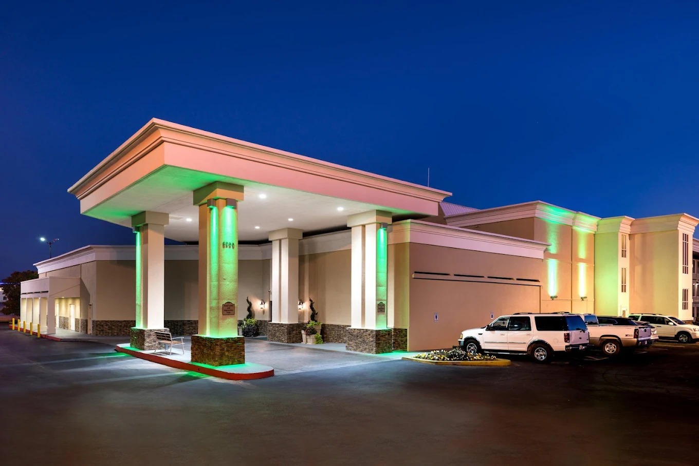 Distressed Hotel → Multifamily